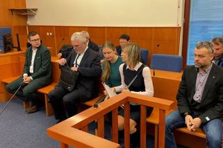 Policejní šéfové zmanipulovali nehodu. Za službičku pro hokejovou legendu jim soud potvrdil podmínku - Novinky